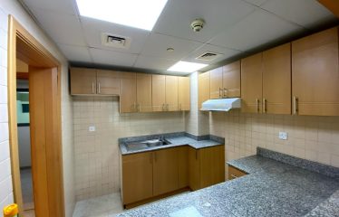 Spacious 2 Bhk with maid room available for rent in jade Residence