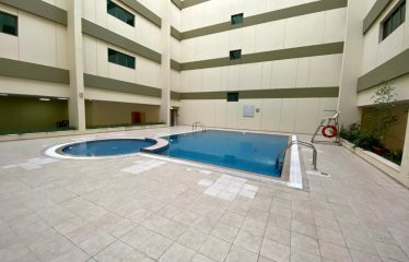 Spacious 2 Bhk with maid room available for rent in jade Residence